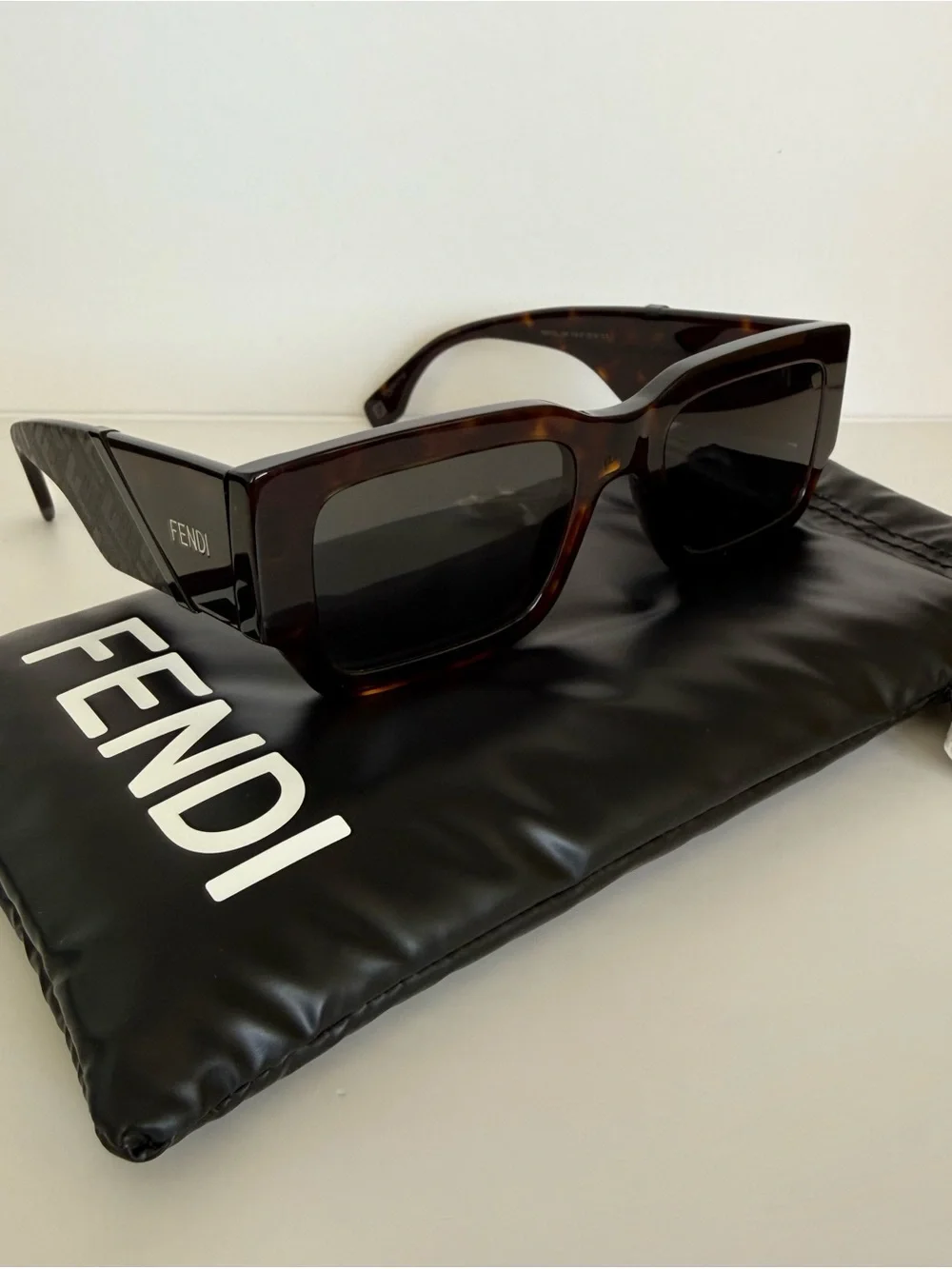 NEW!!! Fendi men brown Havana sunglasses FE40131I 52A Authentic